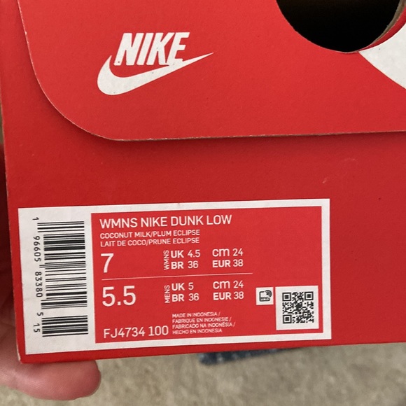 Nike Dunk Low Plum Eclipse (Women’s) - Picture 8 of 9